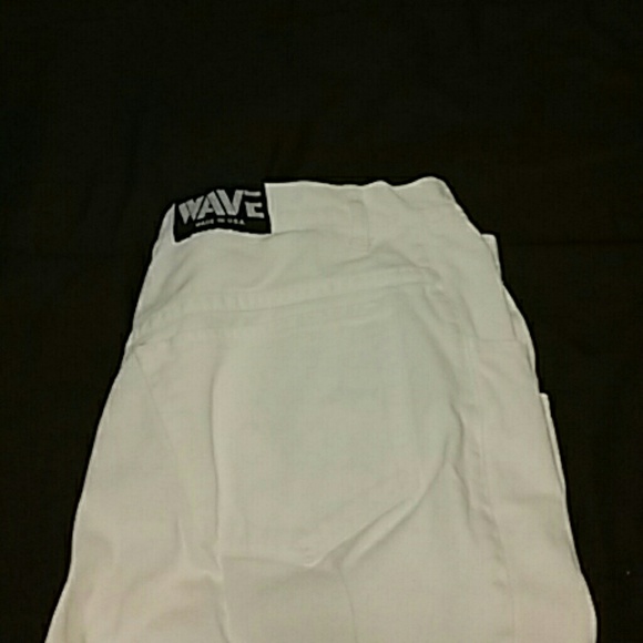 Shorts - Picture 3 of 3